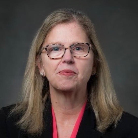 Portrait of Lara Thomas