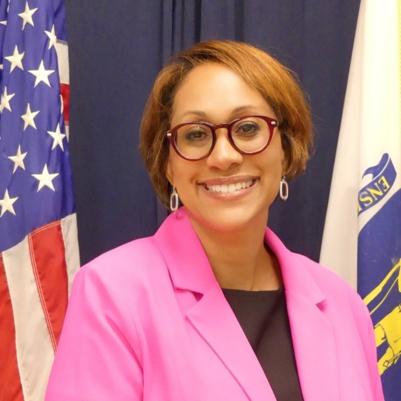 Portrait of Sheri Bowles
