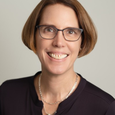 Portrait of Stephanie Zierten