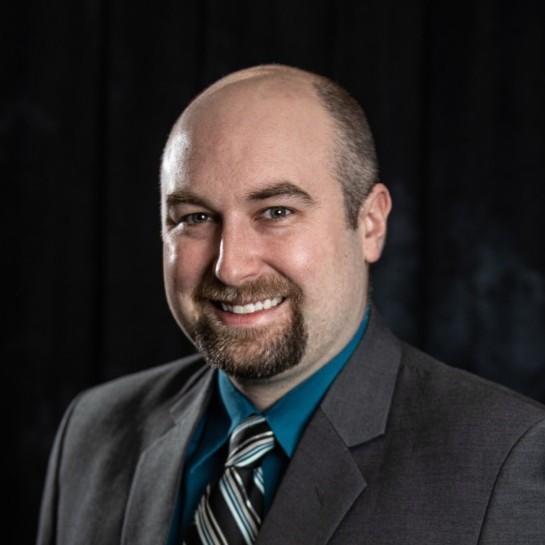 Portrait of Tim Lesniak